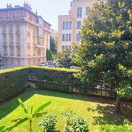 Wehost Barety - Blooming Balcony Retreat - 3-4prs Διαμέρισμα *