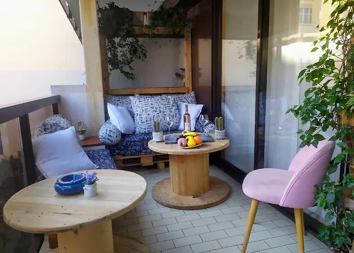 Apartman Wehost Barety - Blooming Balcony Retreat - 3-4prs *