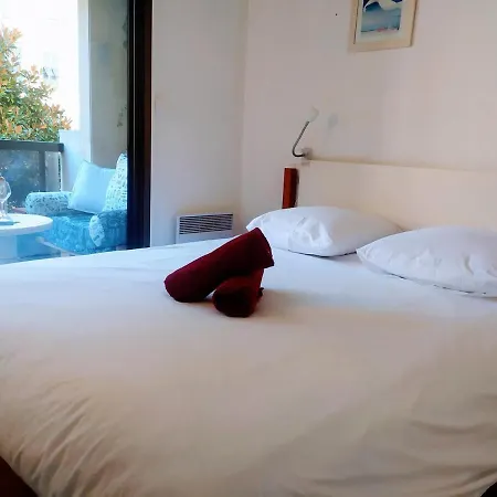 Wehost Barety - Blooming Balcony Retreat - 3-4prs Appartamento